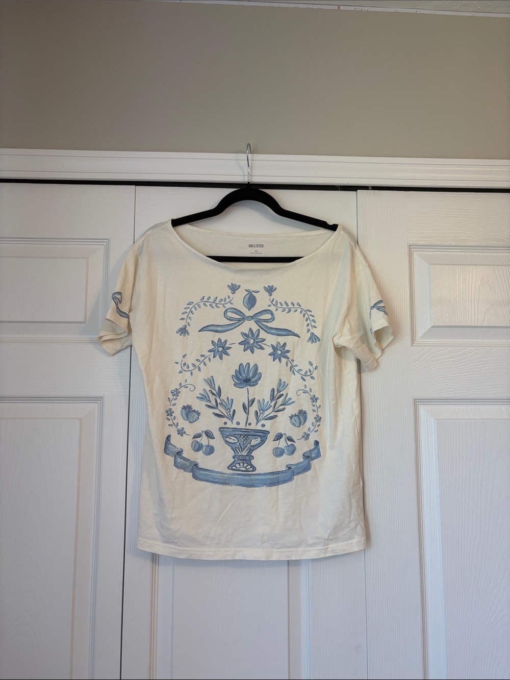 Hollister Cream Off Shoulder Tee with Blue Floral Motif